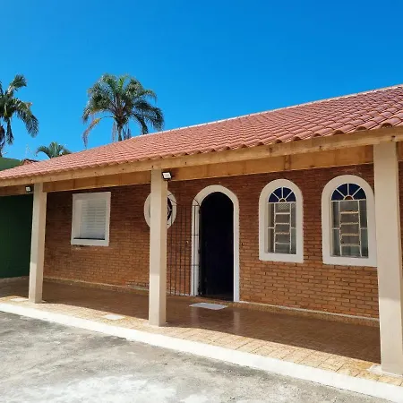 Confortavel Casa Com Piscina E Churrasqueira A 100M Da Praia Caraguatatuba Exterior photo