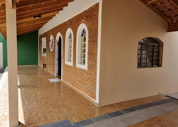 Confortavel Casa Com Piscina E Churrasqueira A 100M Da Praia