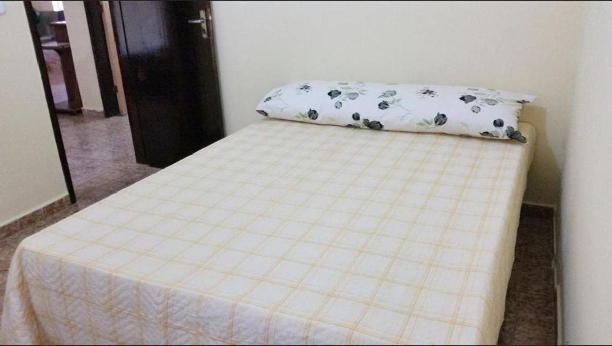 Confortavel Casa Com Piscina E Churrasqueira A 100m Da Caraguatatuba