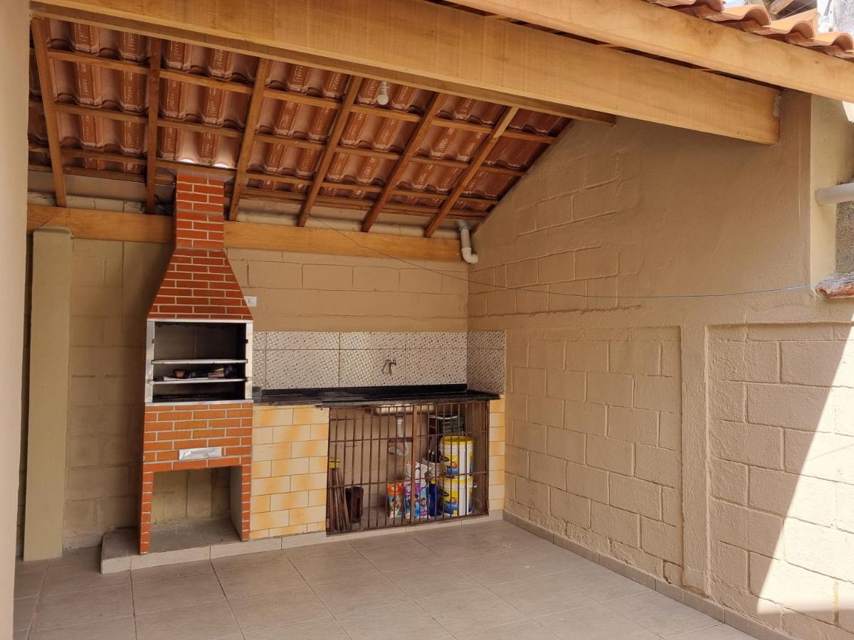 Confortavel Casa Com Piscina E Churrasqueira A 100m Da Caraguatatuba