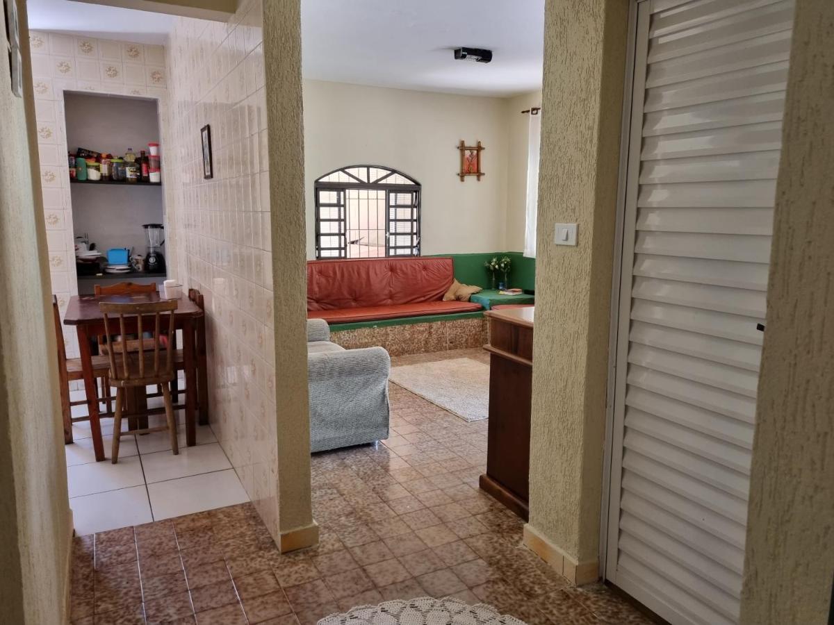 Confortavel Casa Com Piscina E Churrasqueira A 100m Da Holiday home Caraguatatuba